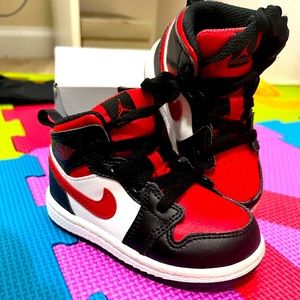 Great condition 6c black, white, and red Air Jordans.